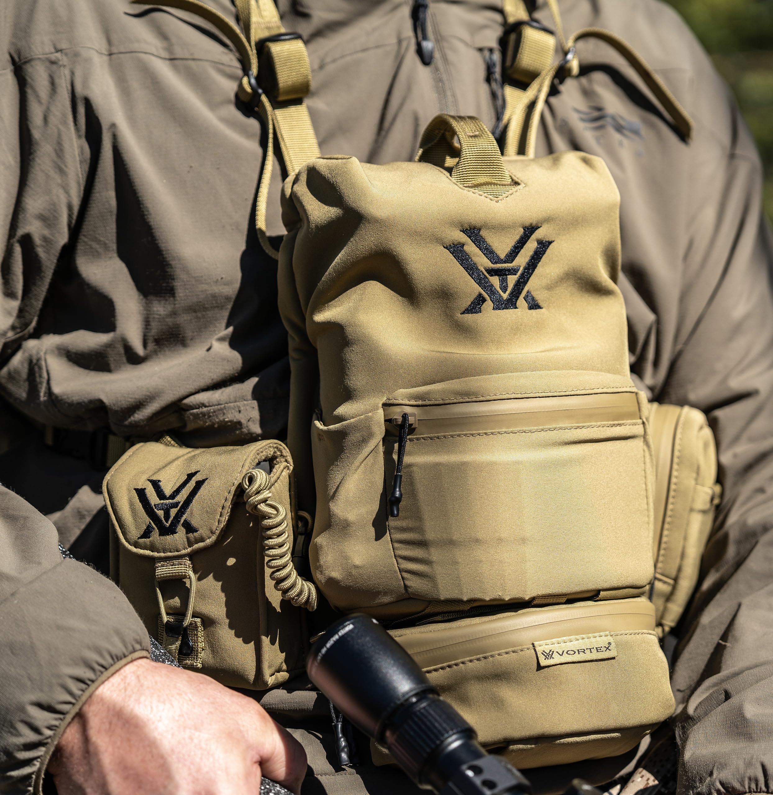 Foto 6 | Arnés Binocular, Telémetro Láser, Bolsa Vortex Glasspak Pro - Venta Internacional.
