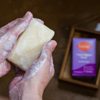 Foto 4 | Jabón Lume, Rico En Hidratación Y Limpieza Suave, 150 Ml, Lavanda Y Salvia - Venta Internacional.