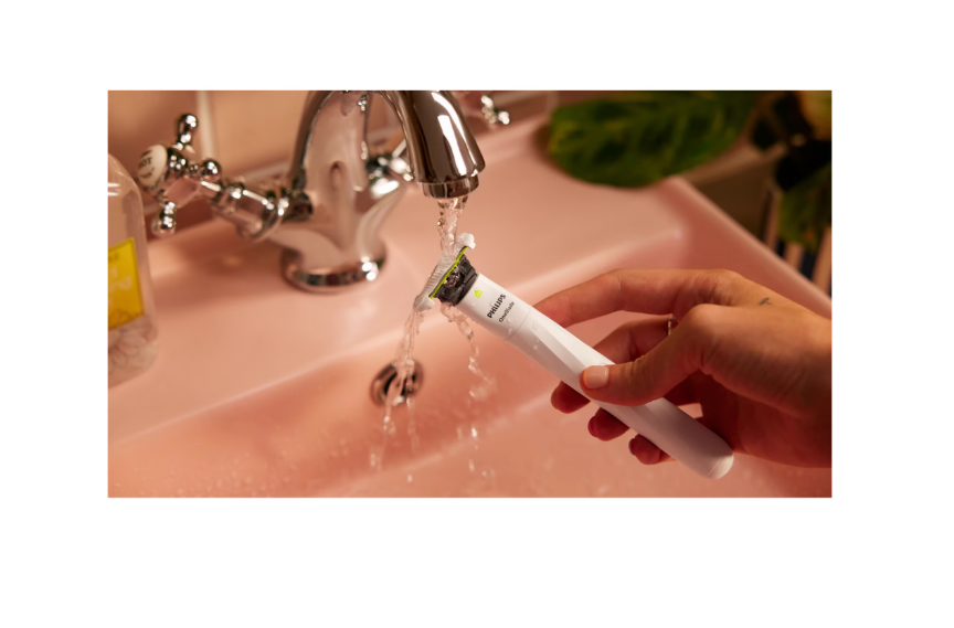 Foto 4 | Afeitadora Philips Oneblade 2x Intlmate Skinprotect A Prueba De Agua - Venta Internacional.