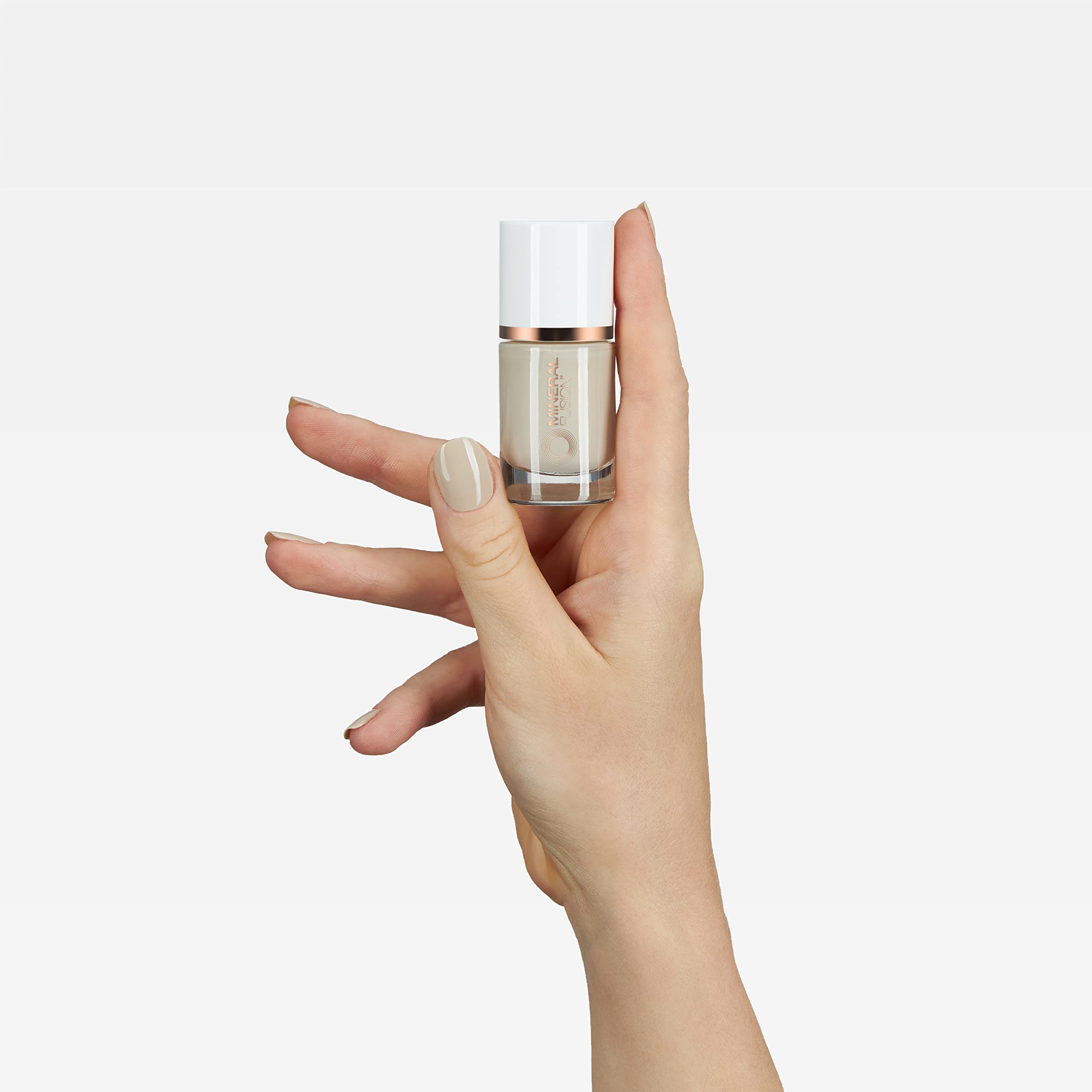Foto 3 | Esmalte De Uñas Mineral Fusion Nude Beige A Latte Fun 10 Ml - Venta Internacional.
