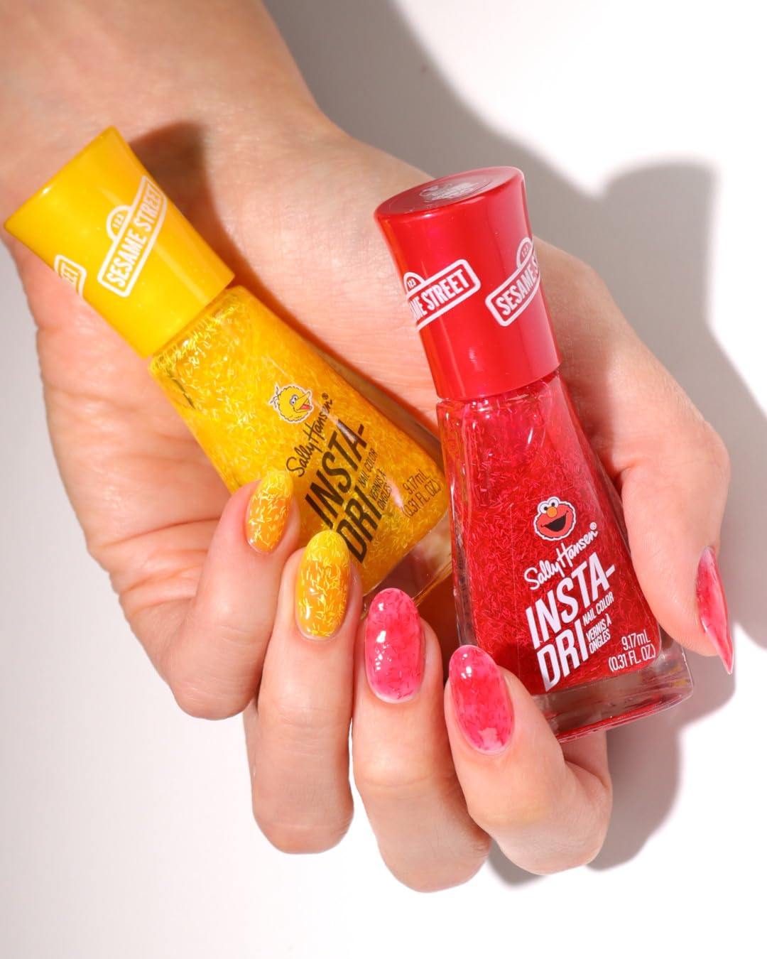 Foto 6 | Esmalte De Uñas Sally Hansen Insta-dri Sesame Street Elmo 9ml - Venta Internacional.