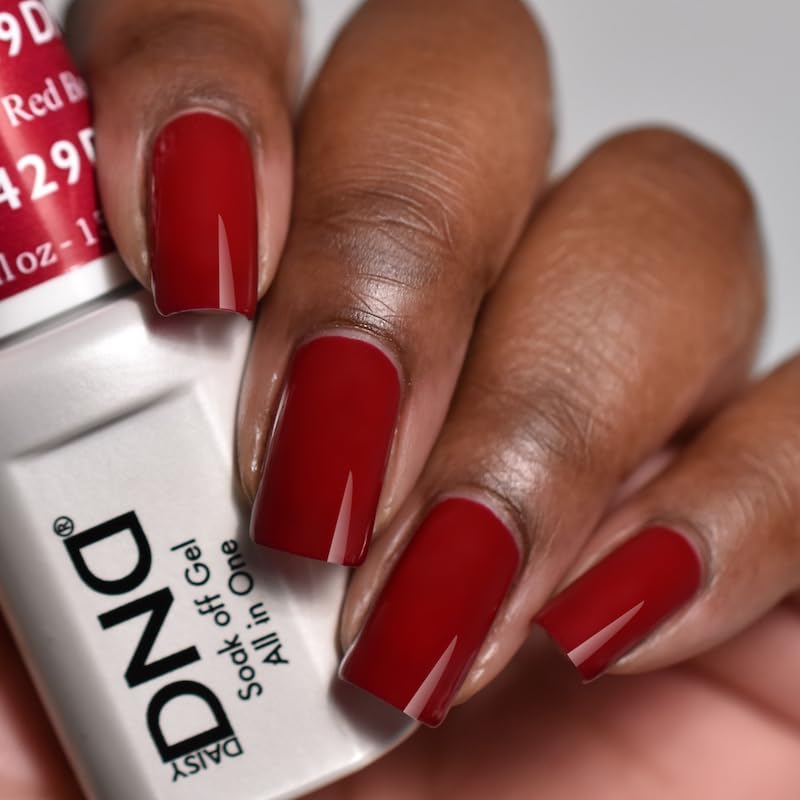 Foto 5 pulgar | Set De Esmaltes En Gel Daisy Dnd Boston University Red  15 Ml - Venta Internacional.