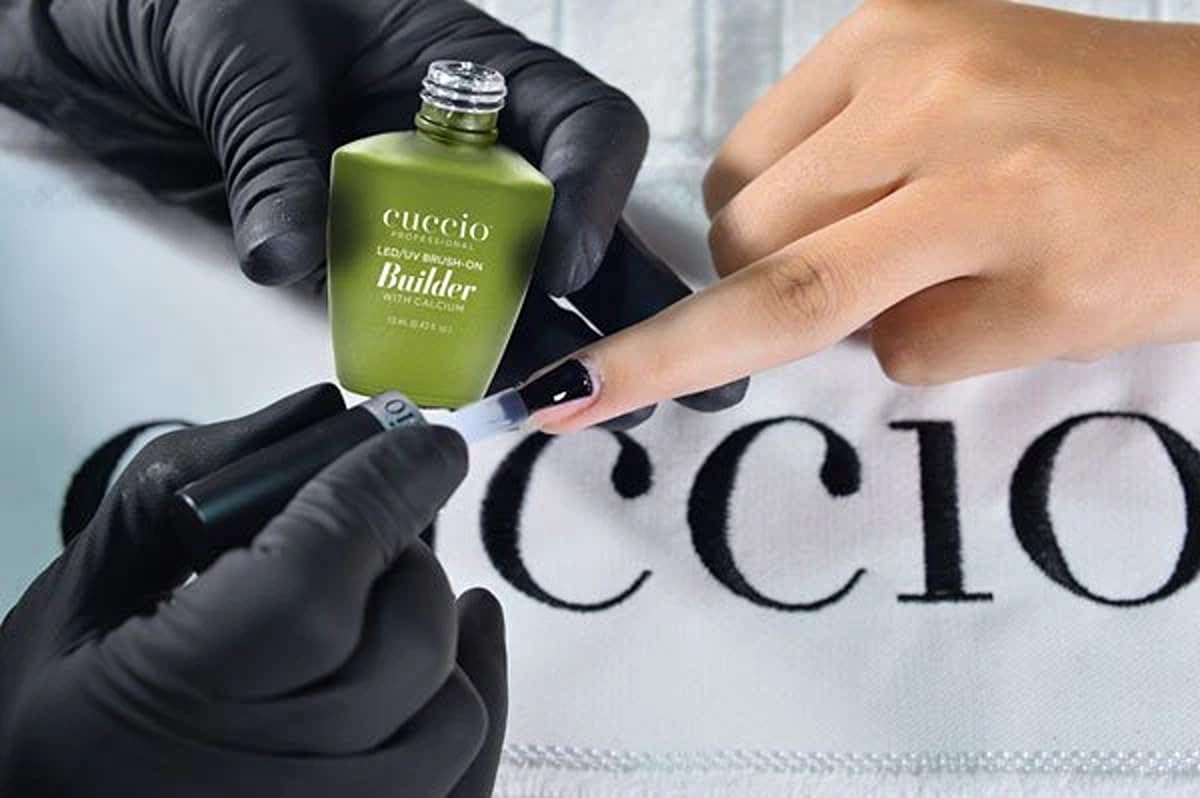 Foto 6 | Gel Constructor Cuccio Pro Brush-on Con Calcio, 120 Ml, Led Y Uv   - Venta Internacional.