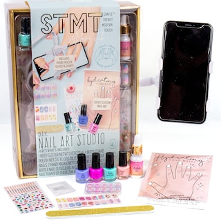 Foto 1 | Estudio De Arte De Uñas Stmt Self-love Club Con Esmaltes De Uñas Y Más - Venta Internacional.