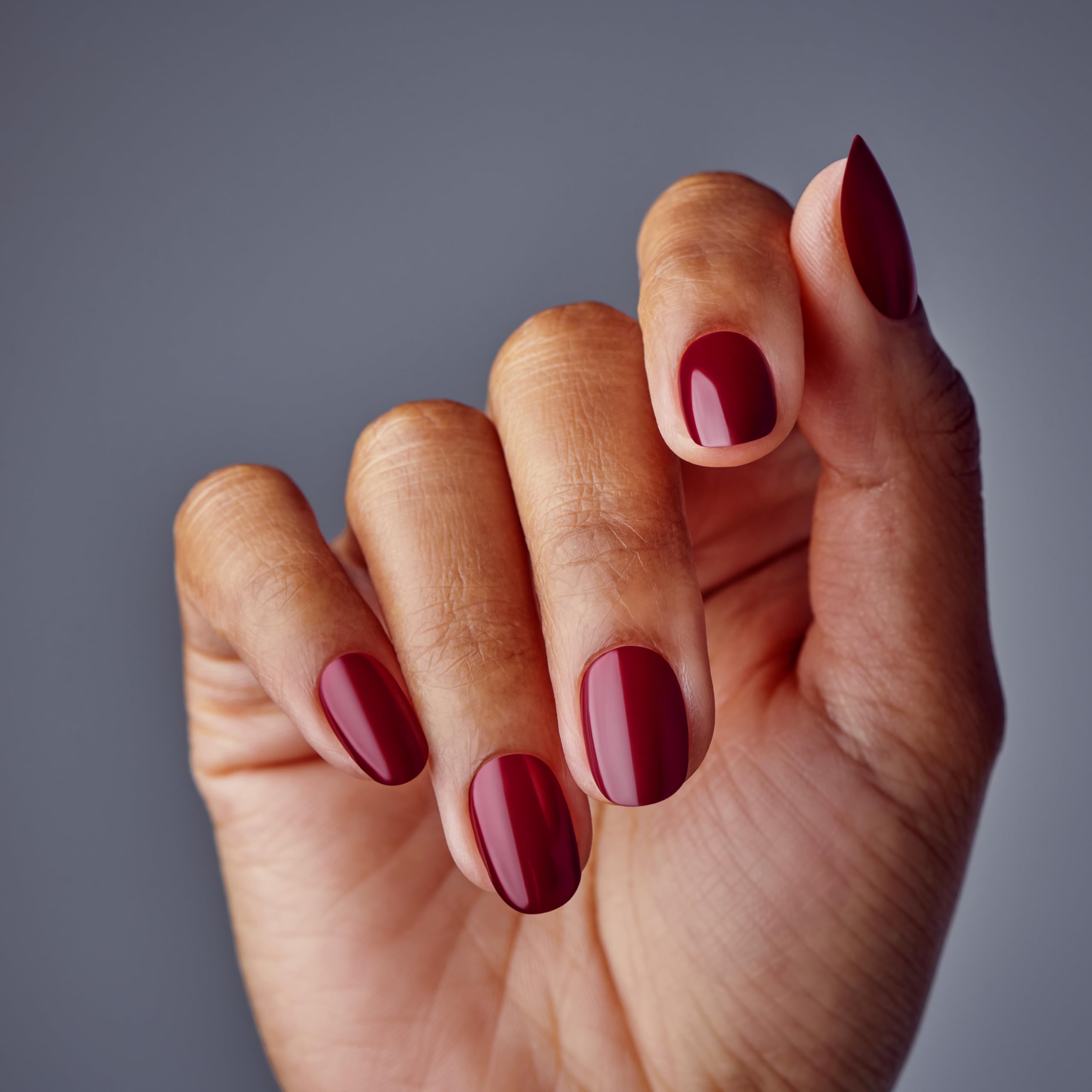 Foto 2 | Pantalones Cortos Ovalados Kiss Gel Fantasy «one Call» De Press-on Nails, Color Rojo - Venta Internacional.