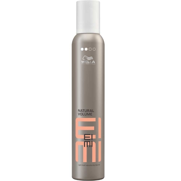 Mousse Wella Professionals Natural Volume Light Hold, 300 Ml - Venta Internacional.