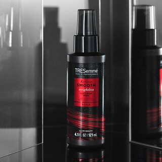 Foto 3 | Spray De Brillo Tresemmé Silky Keratin Smooth Heat Protect 120 Ml - Venta Internacional.
