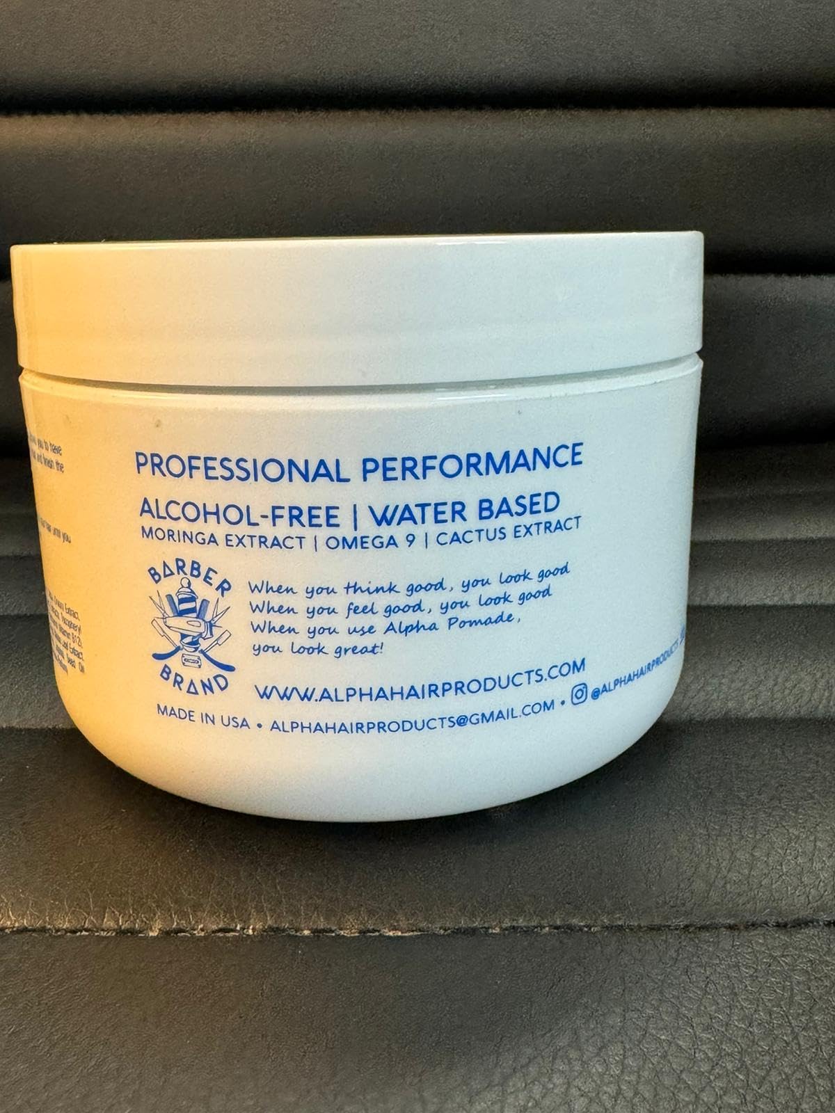 Foto 4 pulgar | Pomade Alpha Firm Hold A Base De Agua 240 Ml Con Extracto De Moringa - Venta Internacional.