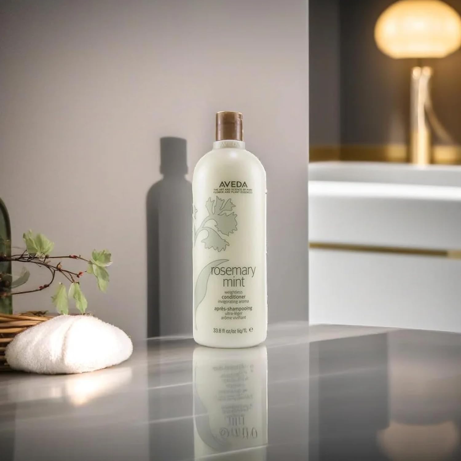 Foto 4 | Acondicionador Aveda Rosemary Mint Weightless 1l - Venta Internacional.