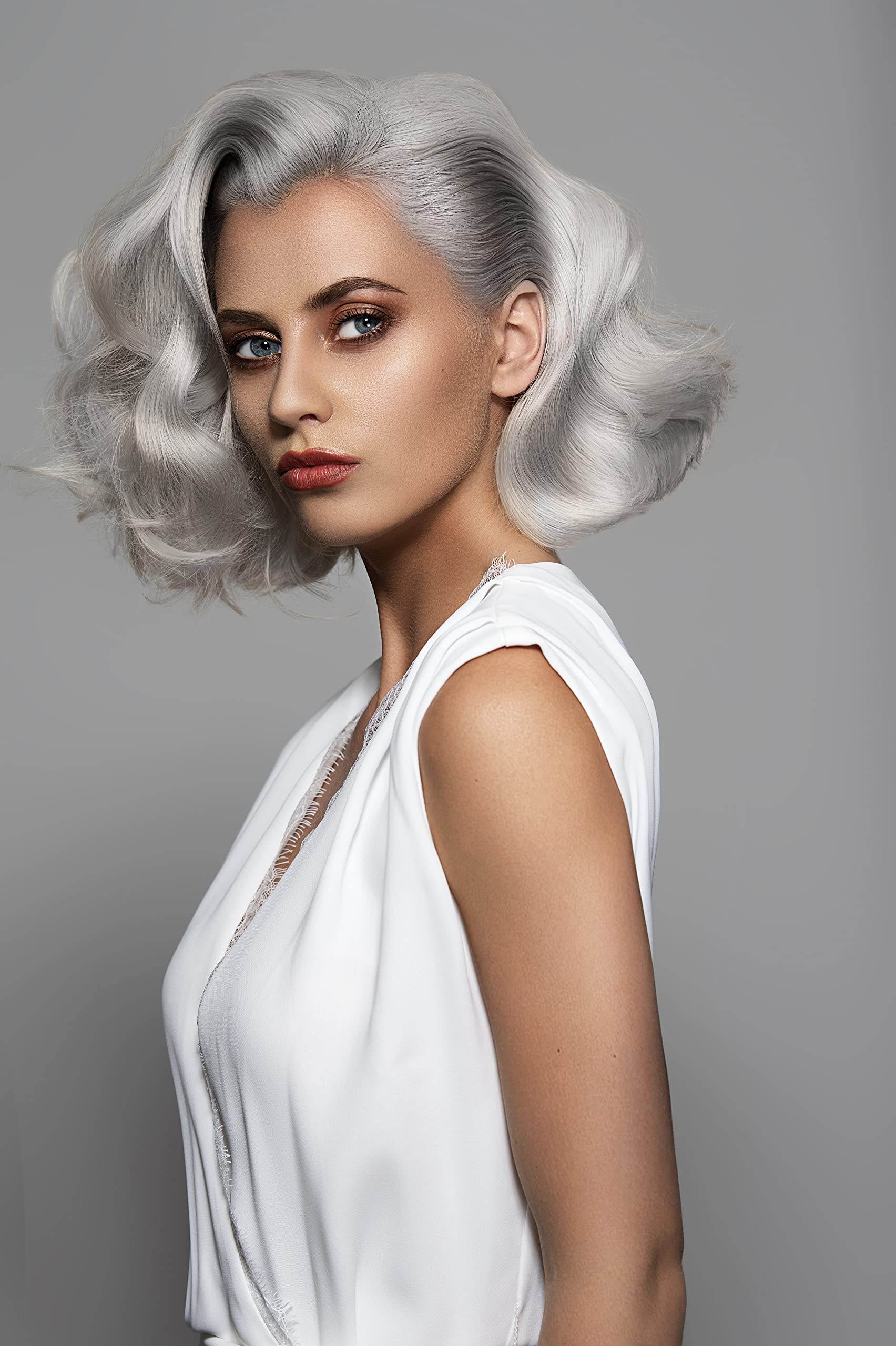 Foto 4 | Champú Chi Ionic Color Illuminate Silver Blonde 355 Ml - Venta Internacional.