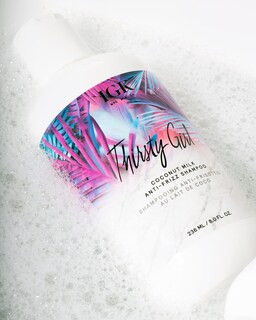 Foto 3 | Champú Igk Thirsty Girl Leche De Coco Anti-encrespamiento 240 Ml - Venta Internacional.