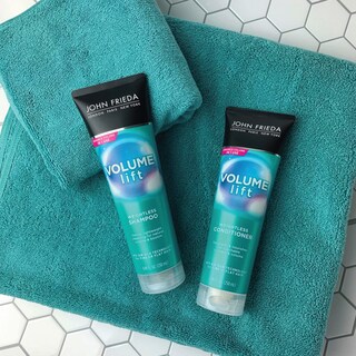 Foto 5 | Champú John Frieda Volume Lift Lightweight, 250 Ml (paquete De 2) - Venta Internacional.