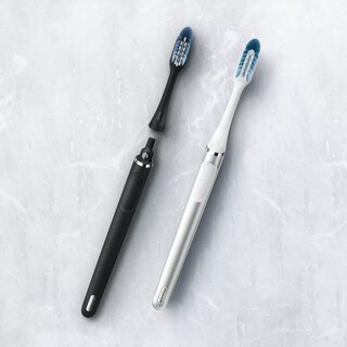 Foto 4 | Cepillo De Dientes Oral-b Clic Manual Onyx Black Con Soporte 1 Unidad - Venta Internacional.