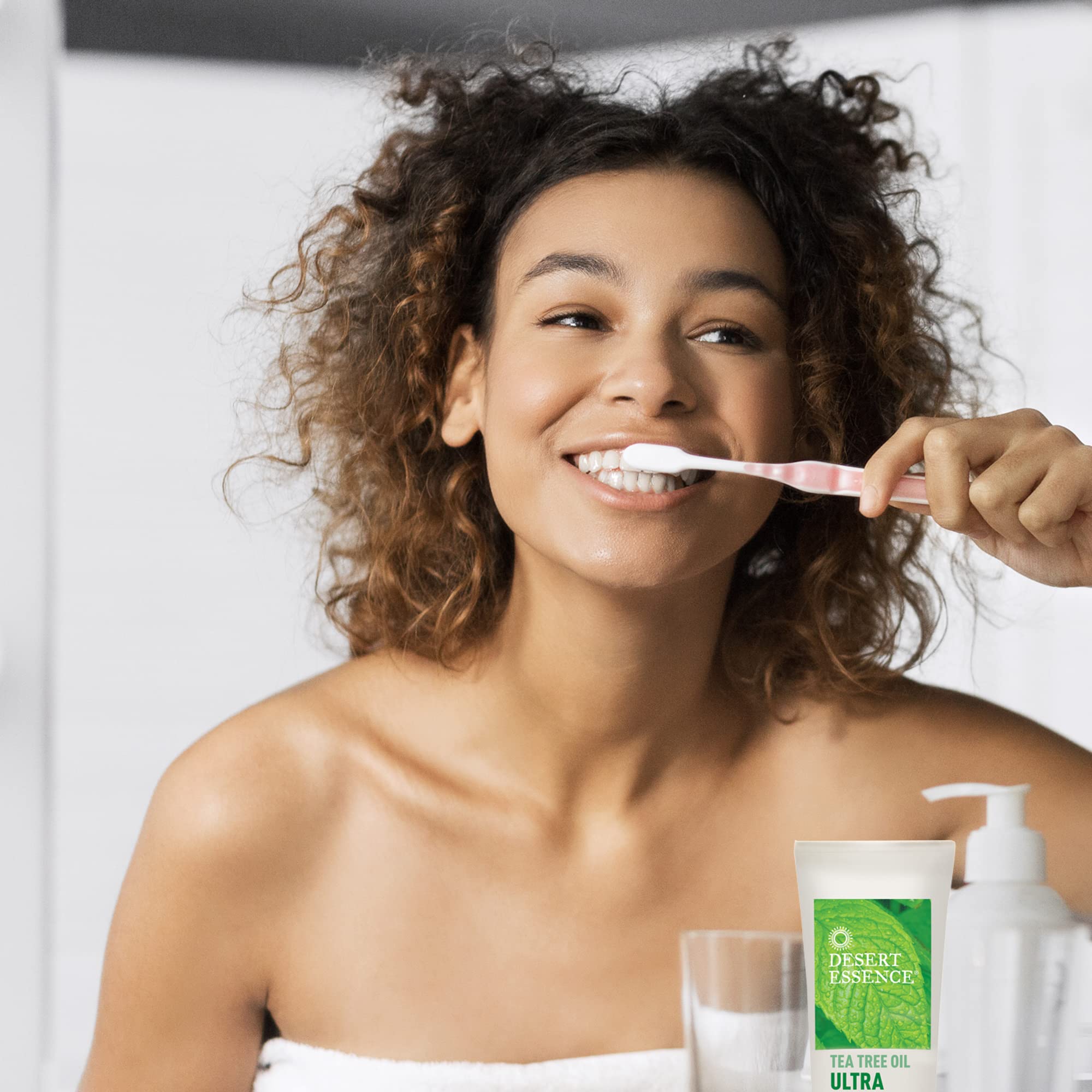 Foto 5 pulgar | Pasta De Dientes Desert Essence Con Aceite De Árbol De Té Ultra Care 190 Ml - Venta Internacional.