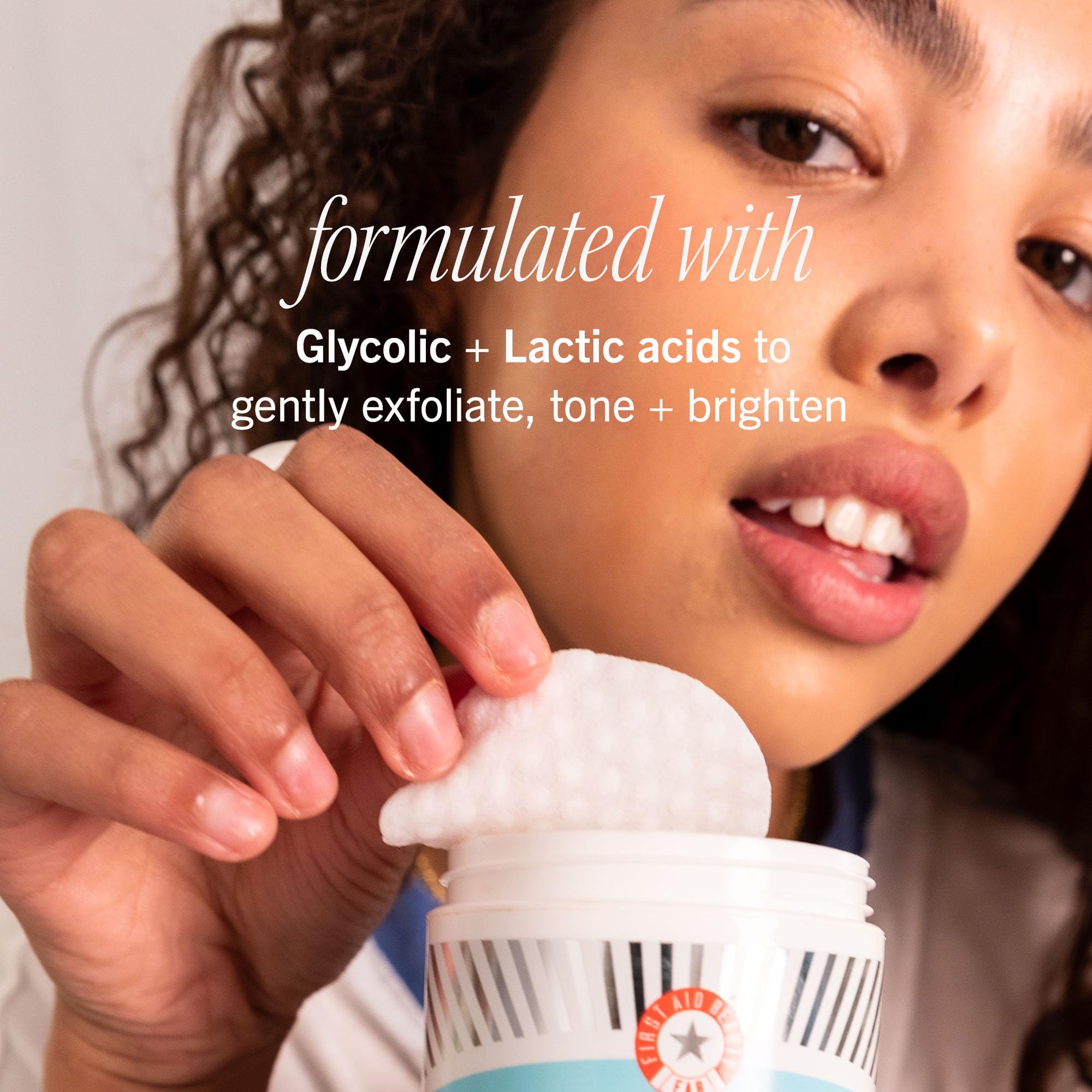 Foto 4 pulgar | Almohadillas Exfoliantes First Aid Beauty Facial Radiance 90 Almohadillas - Venta Internacional.