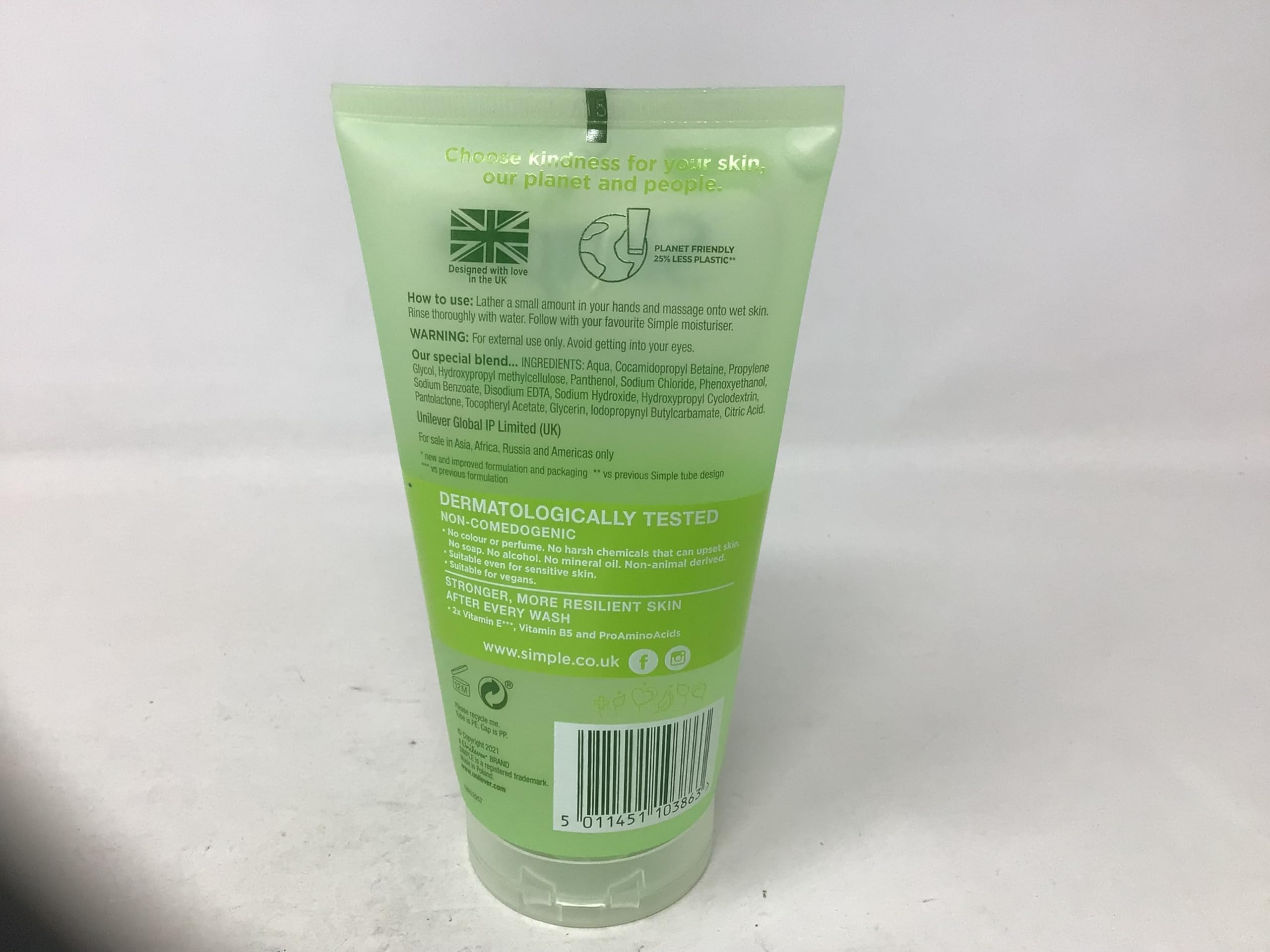 Foto 3 | Gel Limpiador Facial Simple Kind To Skin, 150 Ml (paquete De 3) - Venta Internacional.