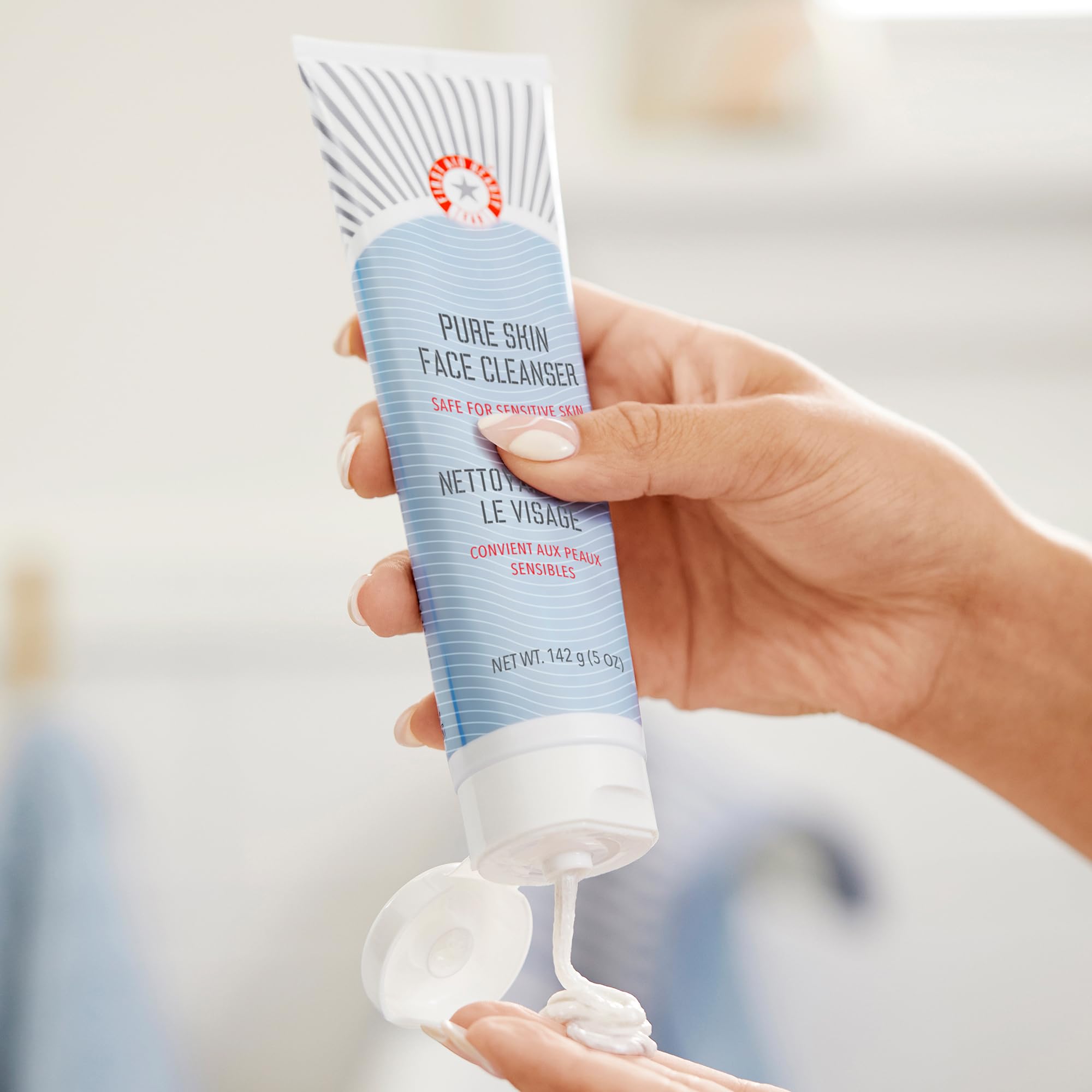 Foto 4 pulgar | Limpiador Facial First Aid Beauty Pure Skin Sensitive 142 ml - Venta Internacional