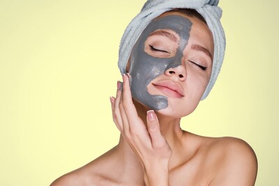 Foto 3 | Mascarilla De Carbón Vegetal Con Garceta Blanca Con 72 Minerales Iónicos 60 Ml - Venta Internacional.