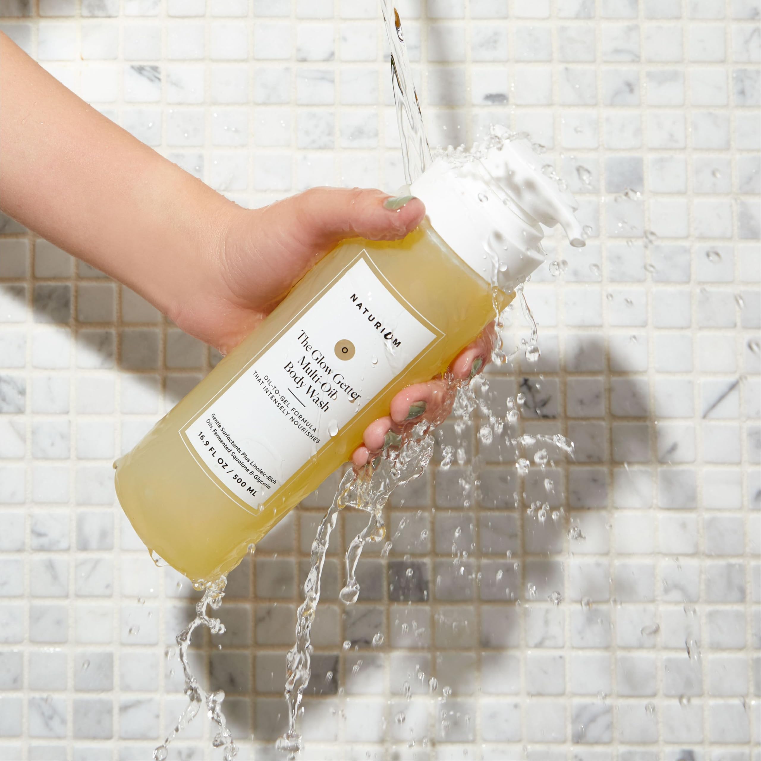 Foto 6 pulgar | Gel De Baño Naturium The Glow Getter Multi-oil 500 Ml - Venta Internacional.