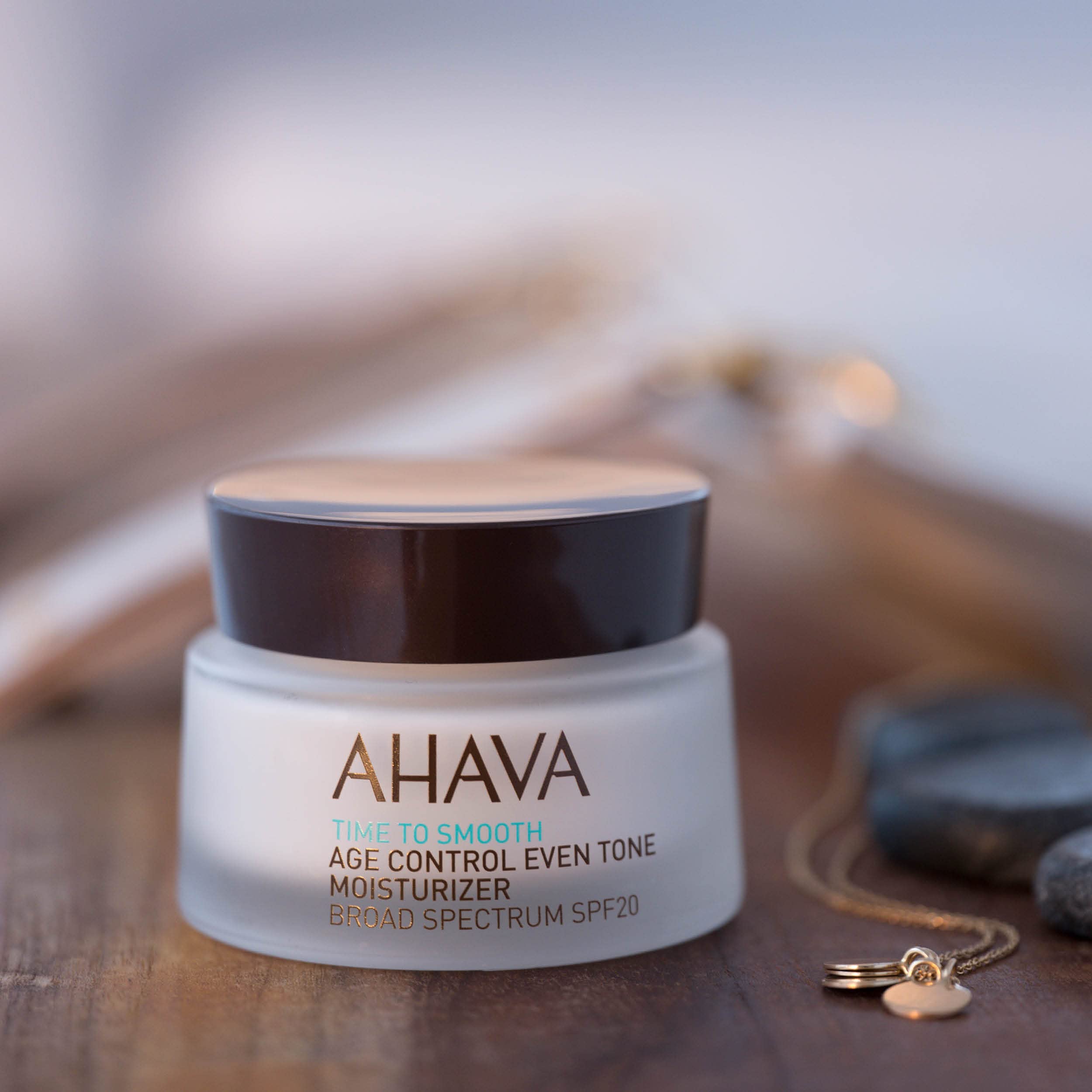 Foto 5 | Crema Hidratante Ahava Age Control Even Tone Spf20 50 Ml - Venta Internacional.