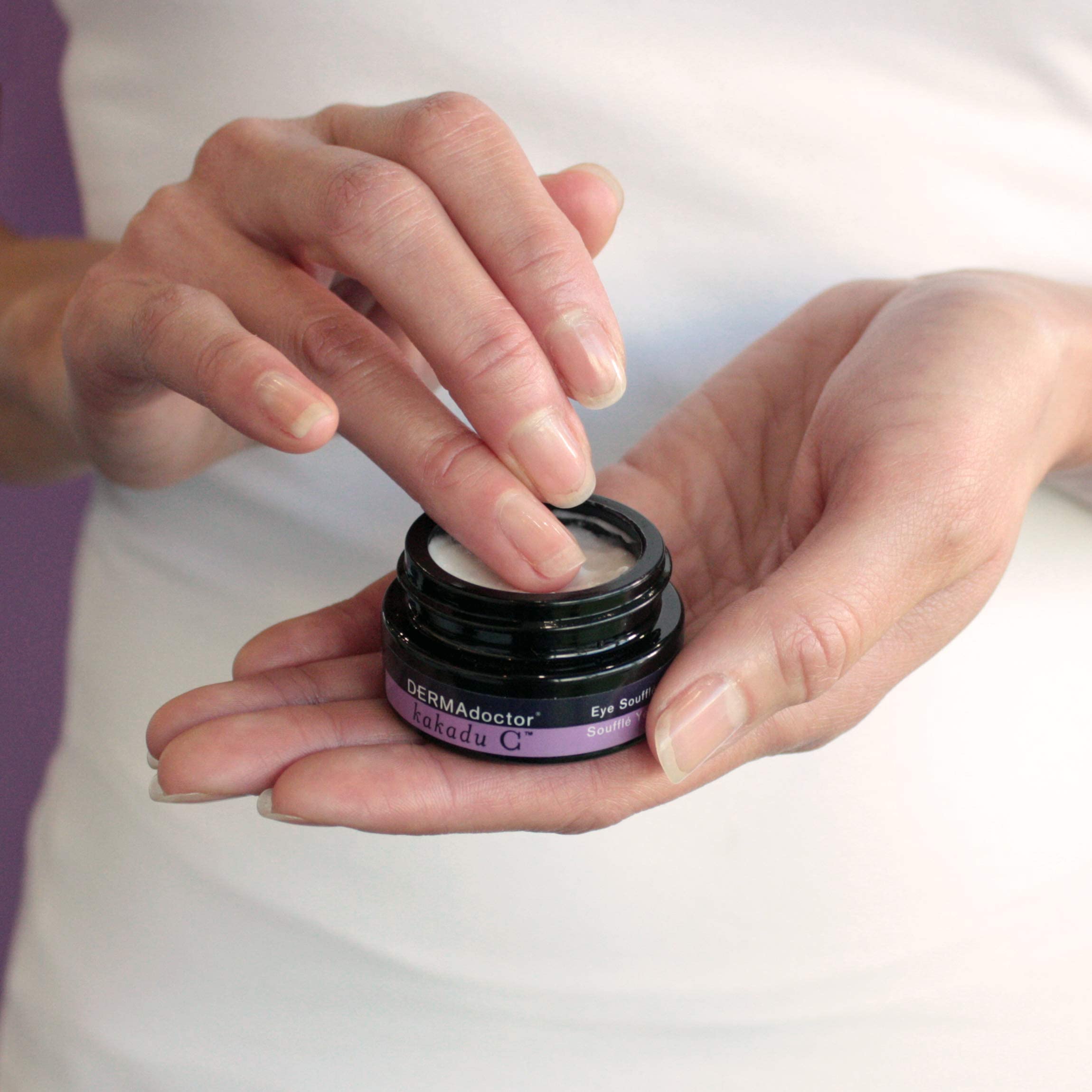 Foto 6 pulgar | Crema Para Ojos Dermadoctor Kakadu C Con Vitamina C Y Cafeína 15 Ml - Venta Internacional.