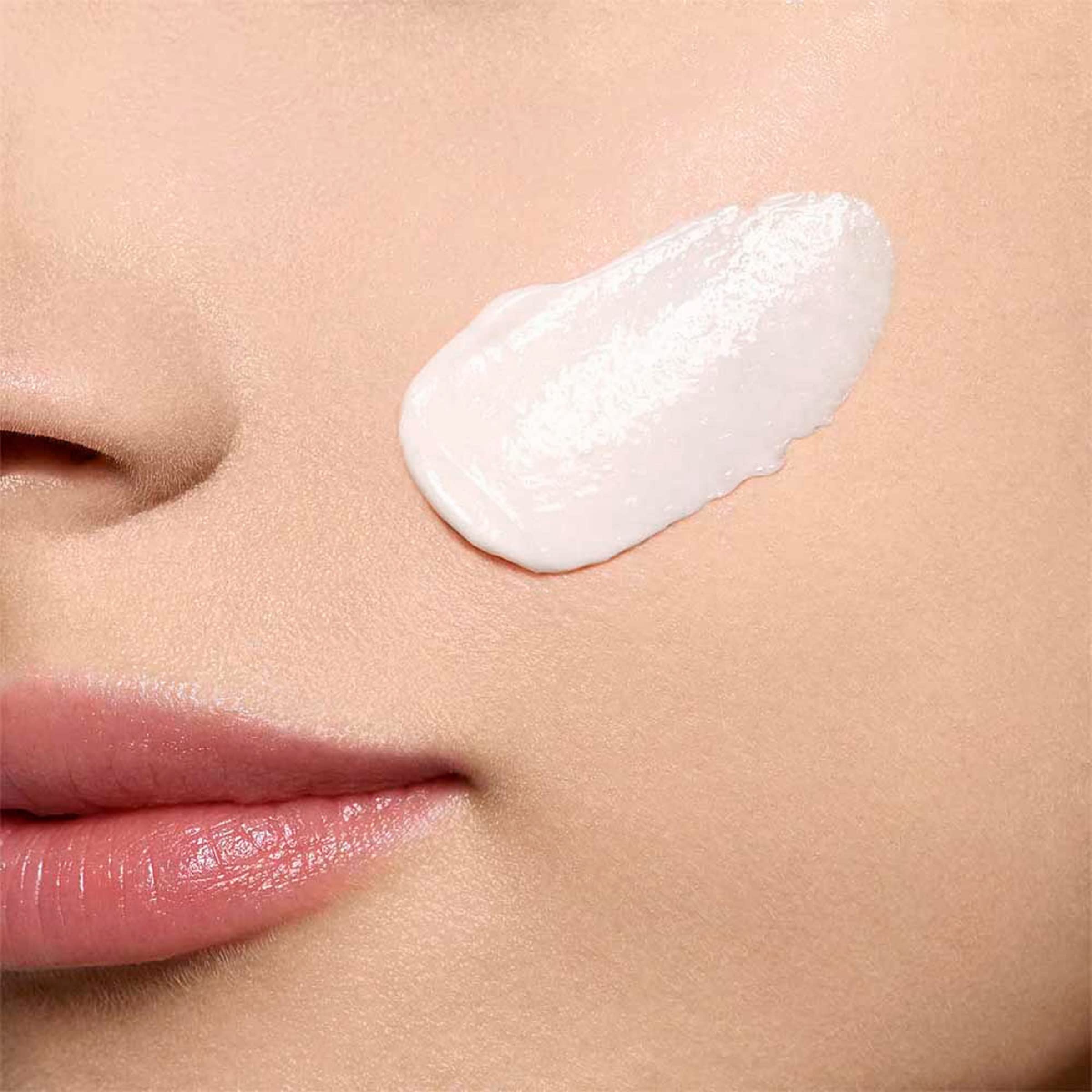 Foto 5 pulgar | Crema Hidratante De Día Multiactiva Clarins, Antienvejecimiento, 50 Ml - Venta Internacional.