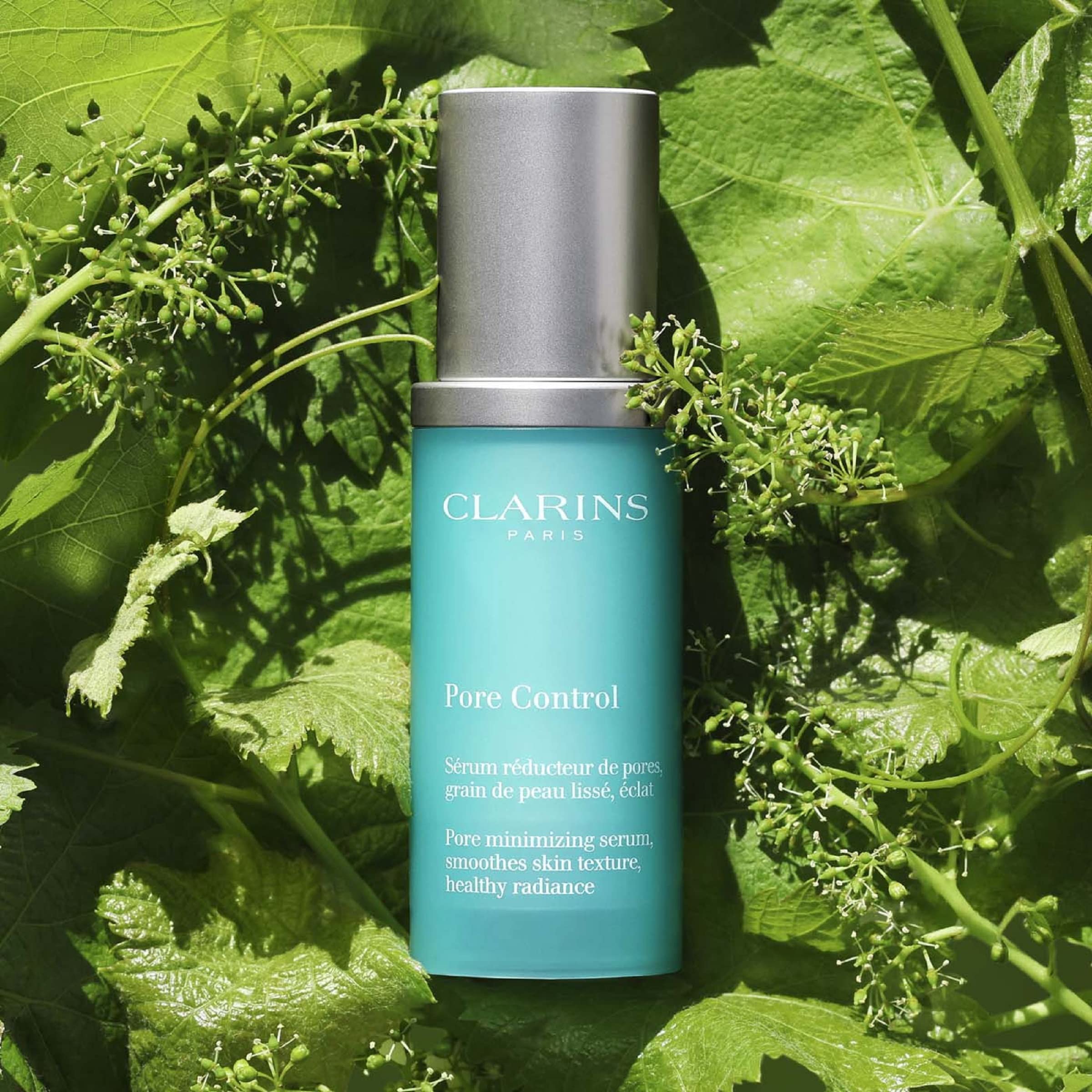 Foto 4 pulgar | Serum Clarins Pore Control que Cierra los Poros 30 ml Renueva la Luminosidad - Venta Internacional