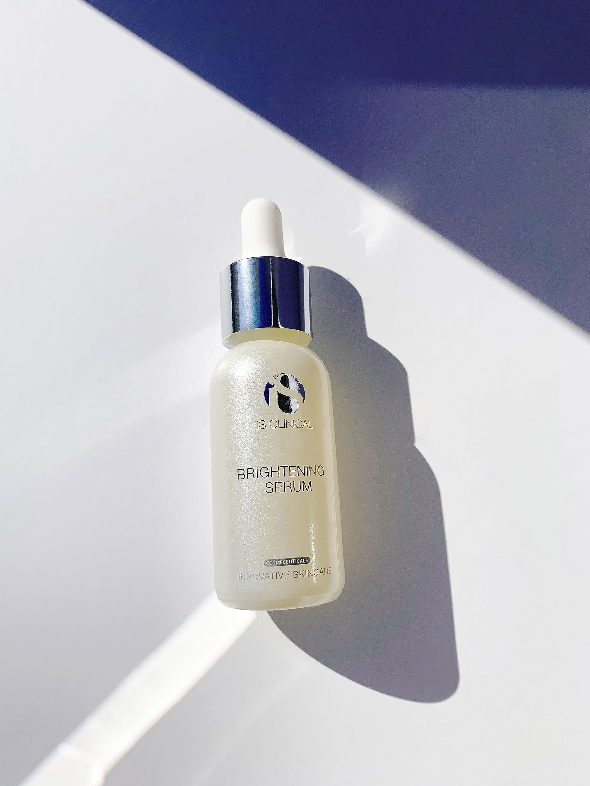 Foto 4 pulgar | Serum Is Clinical Brillening 30 Ml - Venta Internacional.
