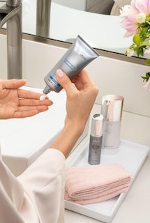 Foto 2 | Crema Hidratante Skinmedica Rejuvenative Para Mujer 60 Ml - Venta Internacional.