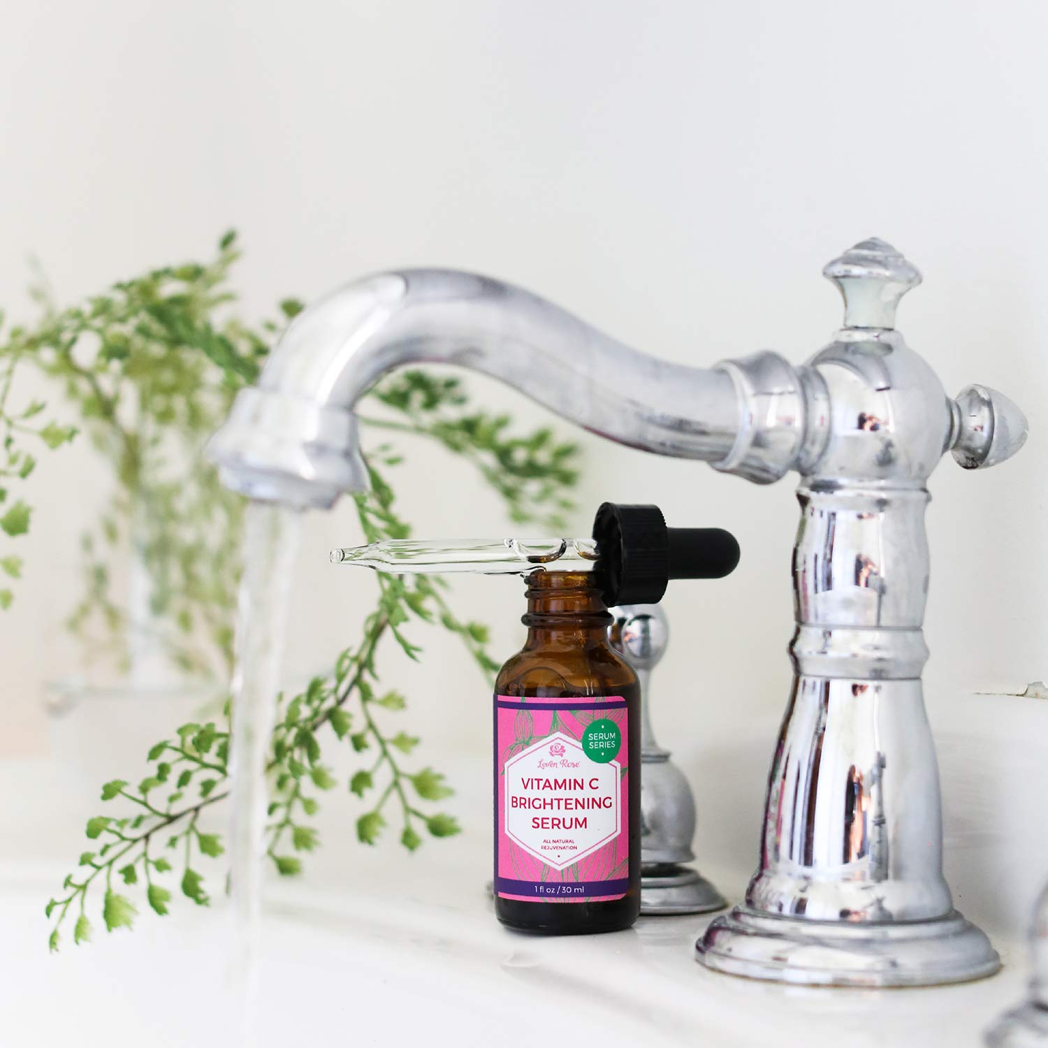 Foto 3 pulgar | Eliminador De Manchas Oscuras Serum Leven Rose Con Vitamina C, 30 Ml - Venta Internacional.