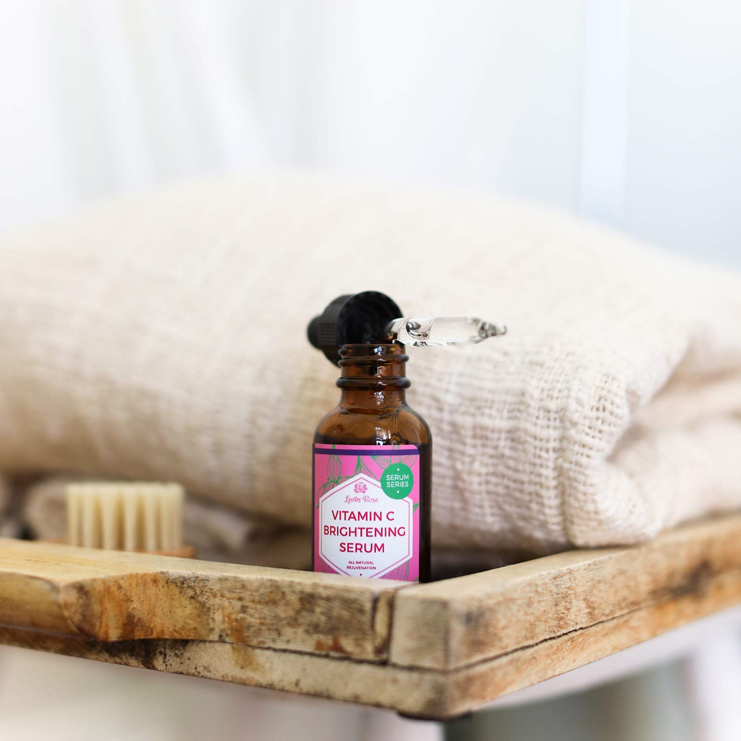 Foto 4 pulgar | Eliminador De Manchas Oscuras Serum Leven Rose Con Vitamina C, 30 Ml - Venta Internacional.