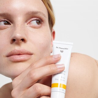 Foto 3 | Dr. Hauschka Facial Care Day Cream From Rose (rose Day Cream) 1 Oz - Venta Internacional.