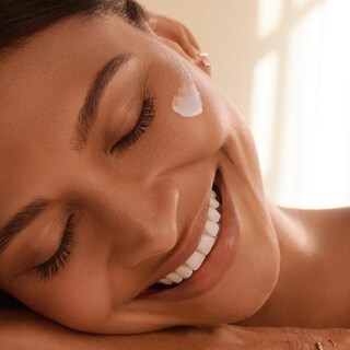 Foto 4 | Crema Hidratante Sulwhasoo Essential Comfort Firming 75 Ml - Venta Internacional.