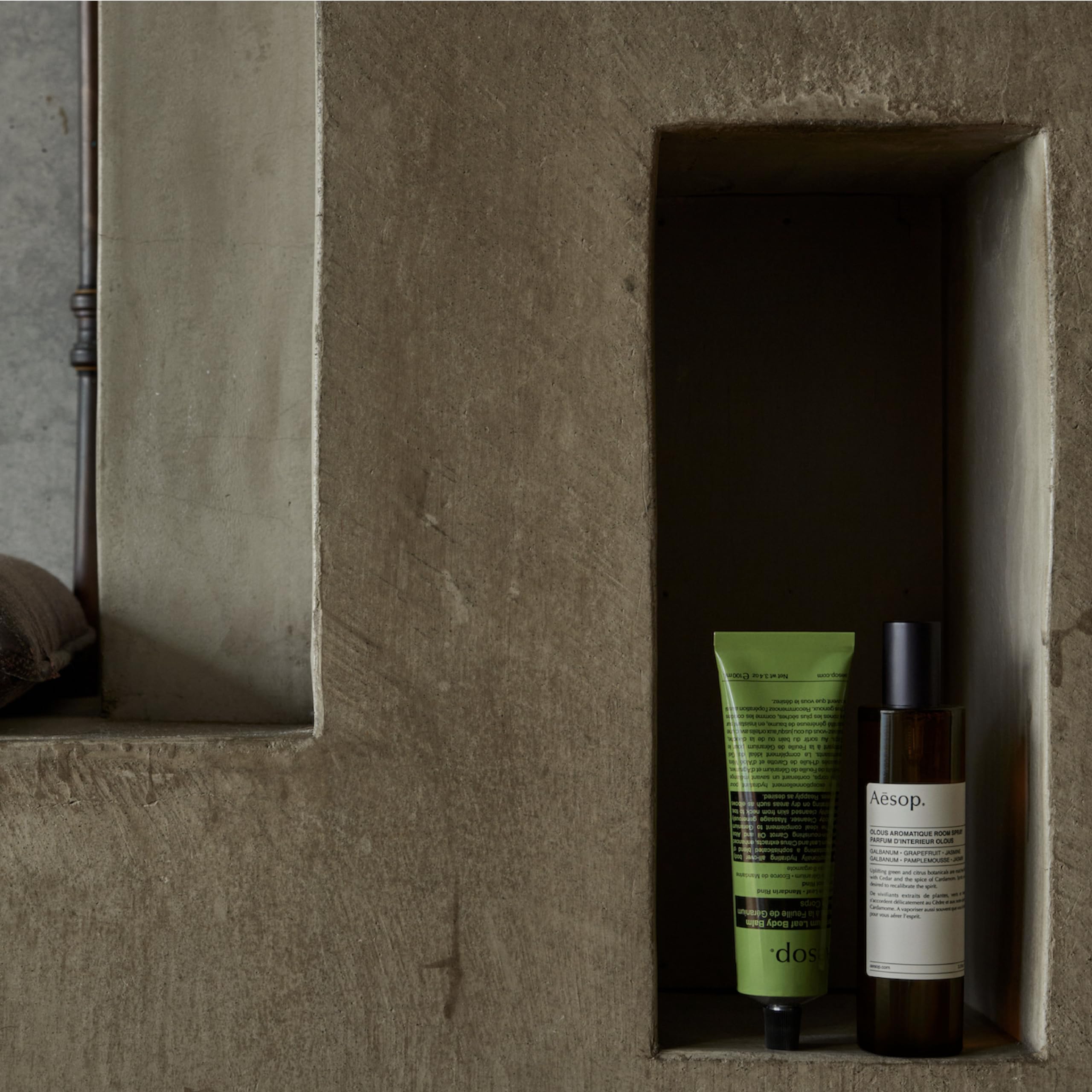 Foto 5 pulgar | Exfoliante Corporal Aesop con Hoja de Geranio 180 Ml- Venta Internacional