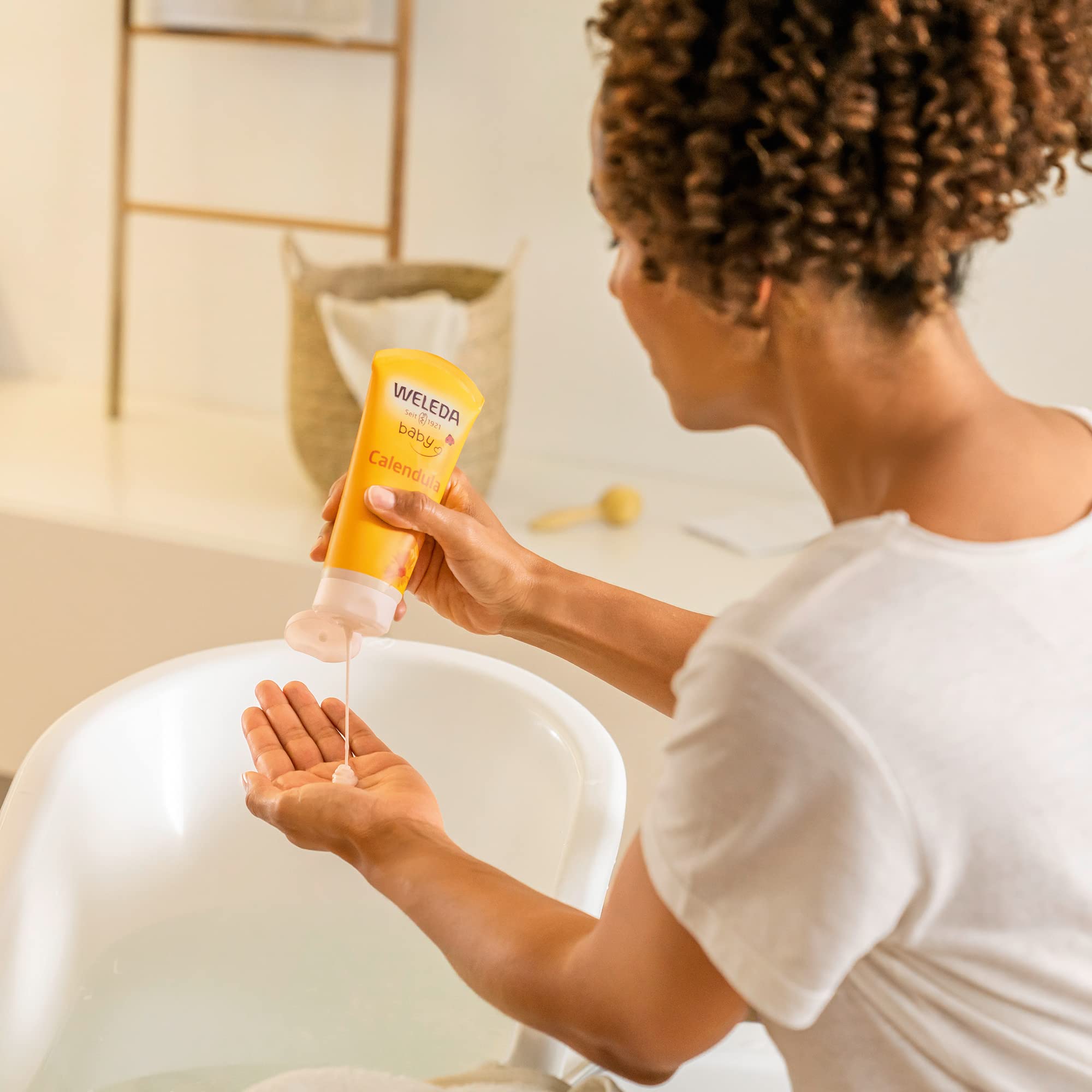 Foto 4 pulgar | Champú Y Gel De Baño Weleda Baby Calendula 200 Ml - Venta Internacional.