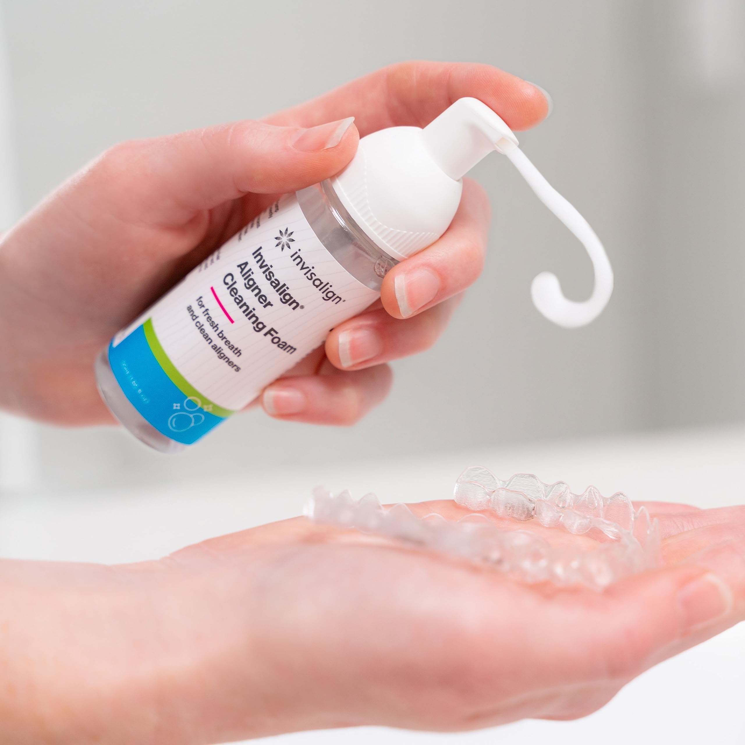 Foto 6 pulgar | Espuma Limpiadora Aligner Invisalign 55 Ml - Venta Internacional.