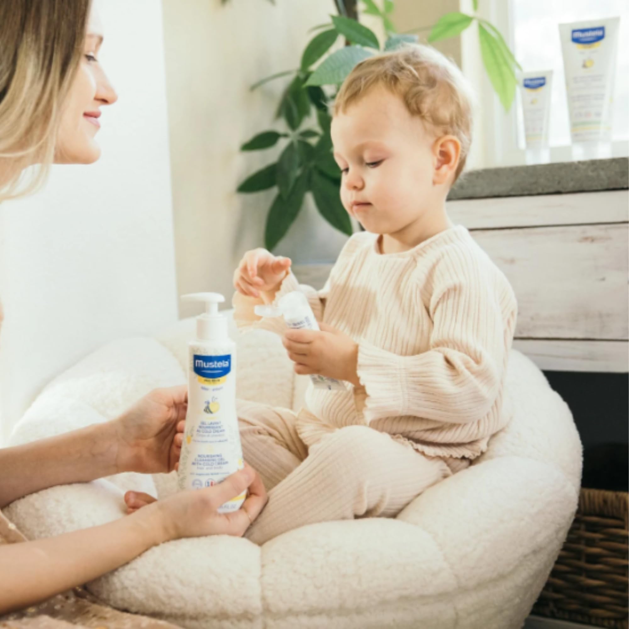 Foto 7 pulgar | Loción Mustela Baby Nourishing Daily Para Piel Seca, 200 Ml - Venta Internacional.