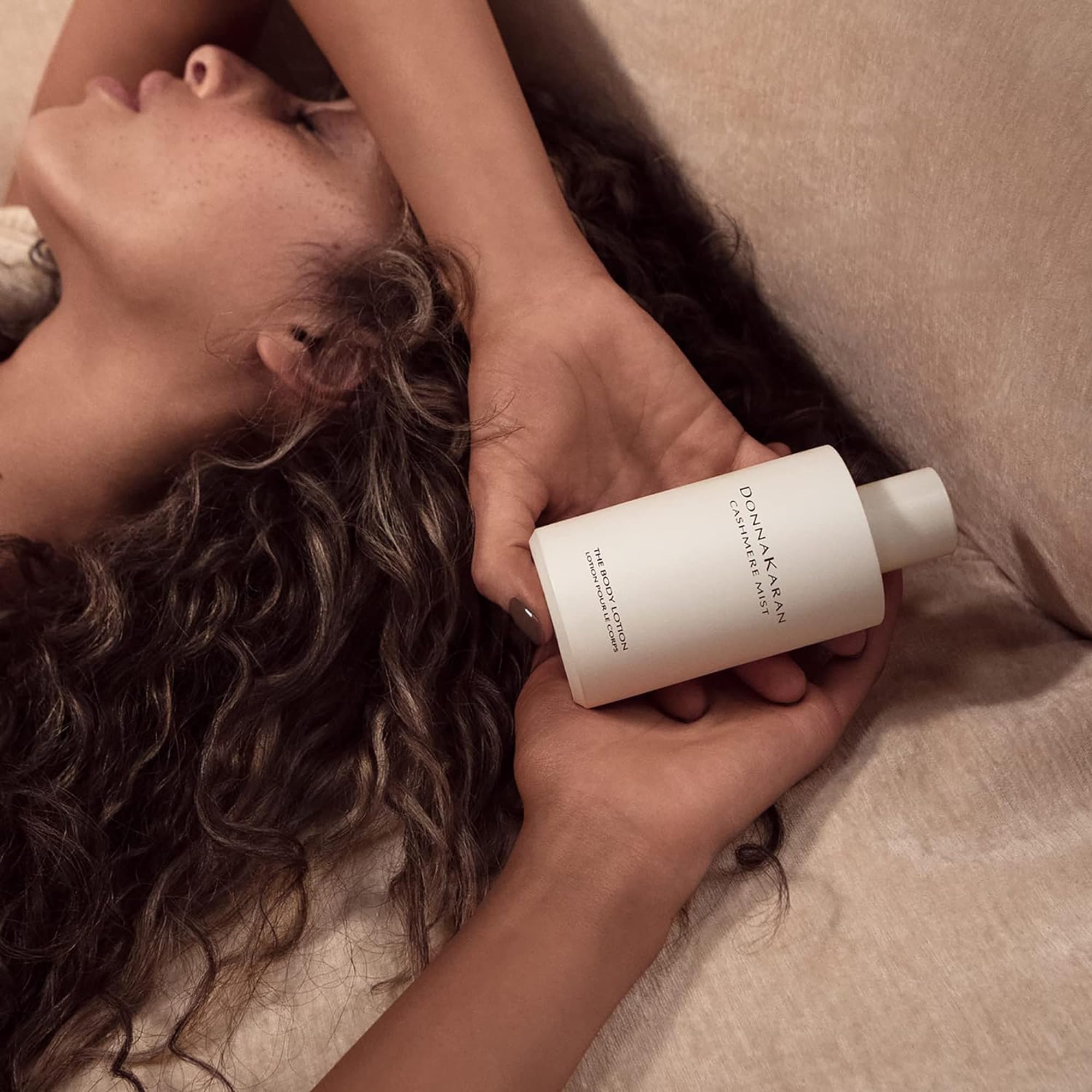 Foto 3 pulgar | Loción Corporal Donna Karan Cashmere Mist 200 Ml - Venta Internacional.