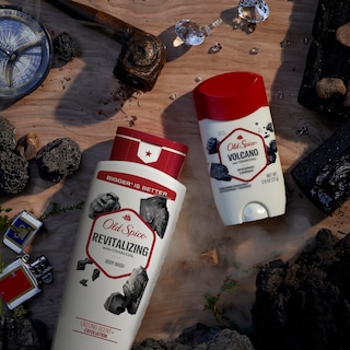 Foto 3 | Gel De Baño Old Spice Deep Revitalizing Con Carbón, 532 Ml X4 - Venta Internacional.