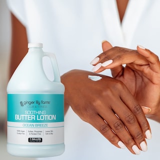 Foto 7 | Loción Ginger Lily Farms Club & Fitness Suavizante Mantequilla 3,78 L - Venta Internacional.