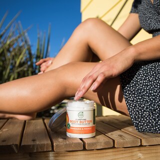 Foto 5 | Manteca Corporal Petal Fresh Pure Clarifying Mandarin & Mango 240ml - Venta Internacional.