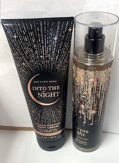 Foto 4 | Set Perfume Bath & Body Works Into The Night Fragrance Mist + Crema Corporal - Venta Internacional.
