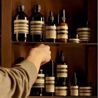 Foto 5 | Limpiador Corporal Aesop, Gel Revitalizante Con Hojas De Geranio, 500 Ml - Venta Internacional.