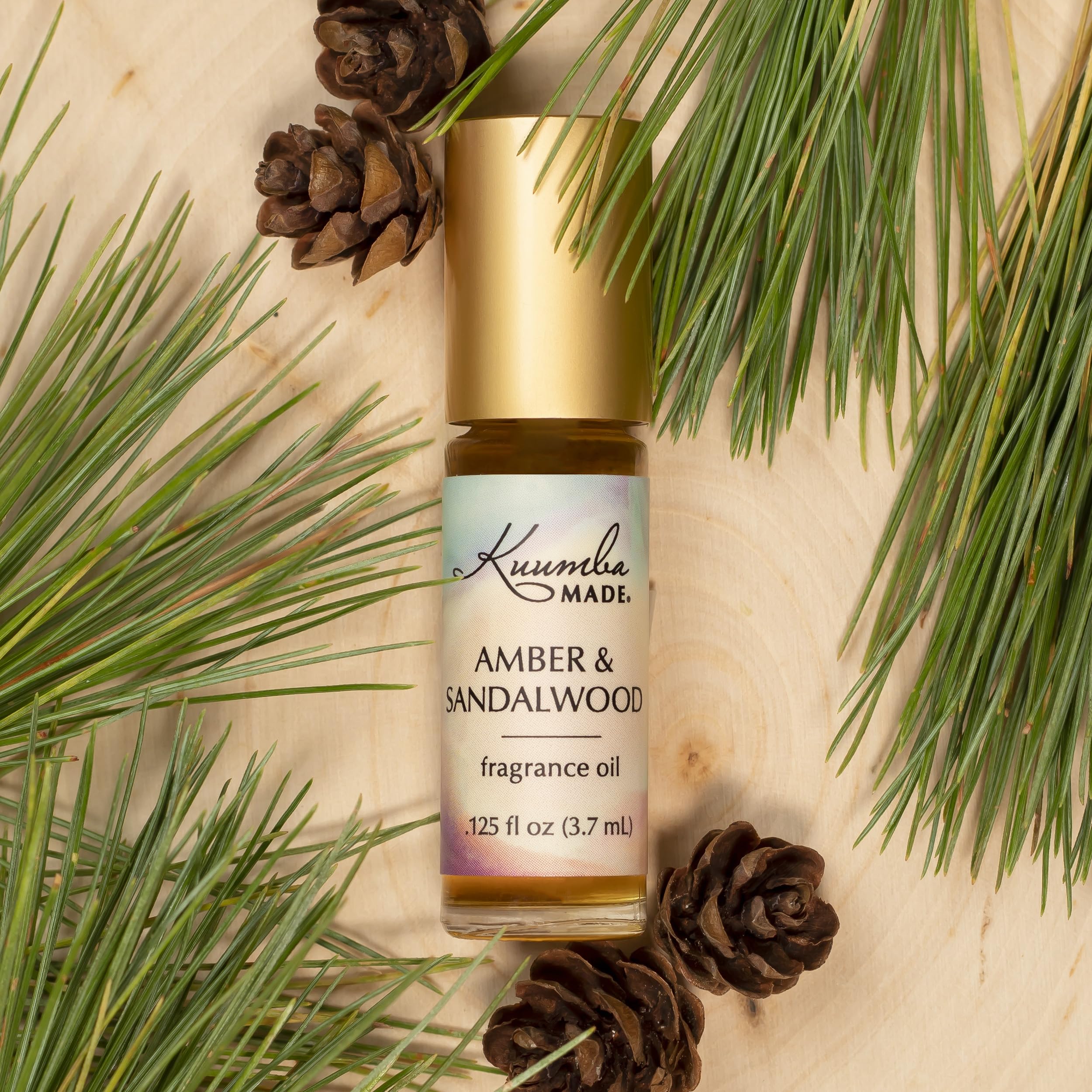 Foto 2 | Aceite Aromático Roll-on Kuumba Made De Ámbar Y Sándalo, 3,7 Ml - Venta Internacional.