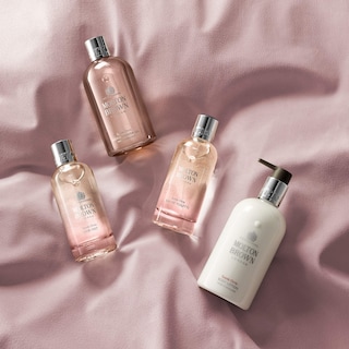 Foto 5 | Gel De Baño Y Ducha Molton Brown Suede Orris 300 Ml - Venta Internacional.