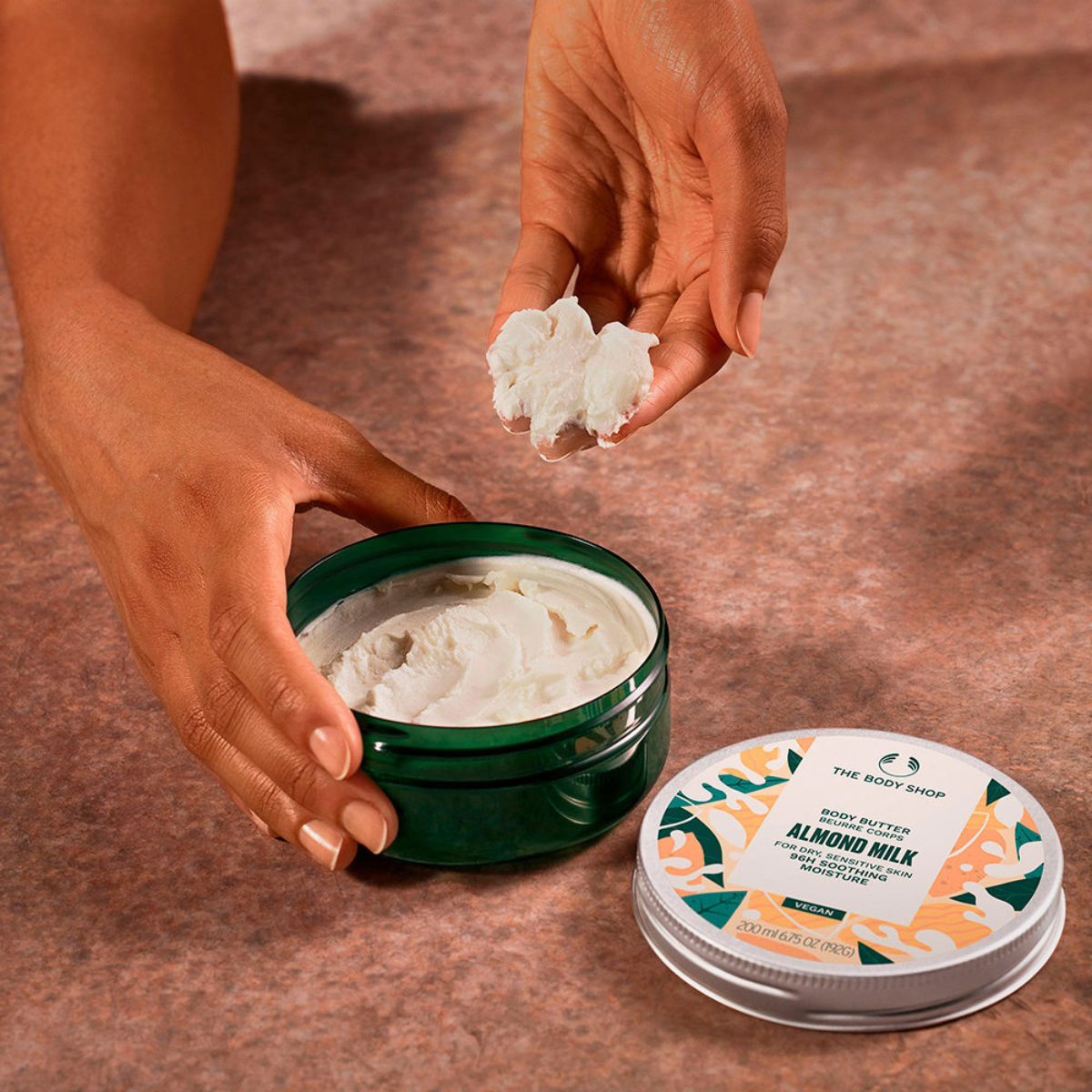 Foto 4 pulgar | The Body Shop Crema Corporal Body Butter Leche De Almendras 200ml
