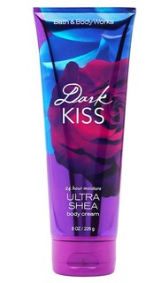 Foto 1 | Crema Corporal Bath & Body Works Dark Kiss Ultra Shea 240ml - Venta Internacional.