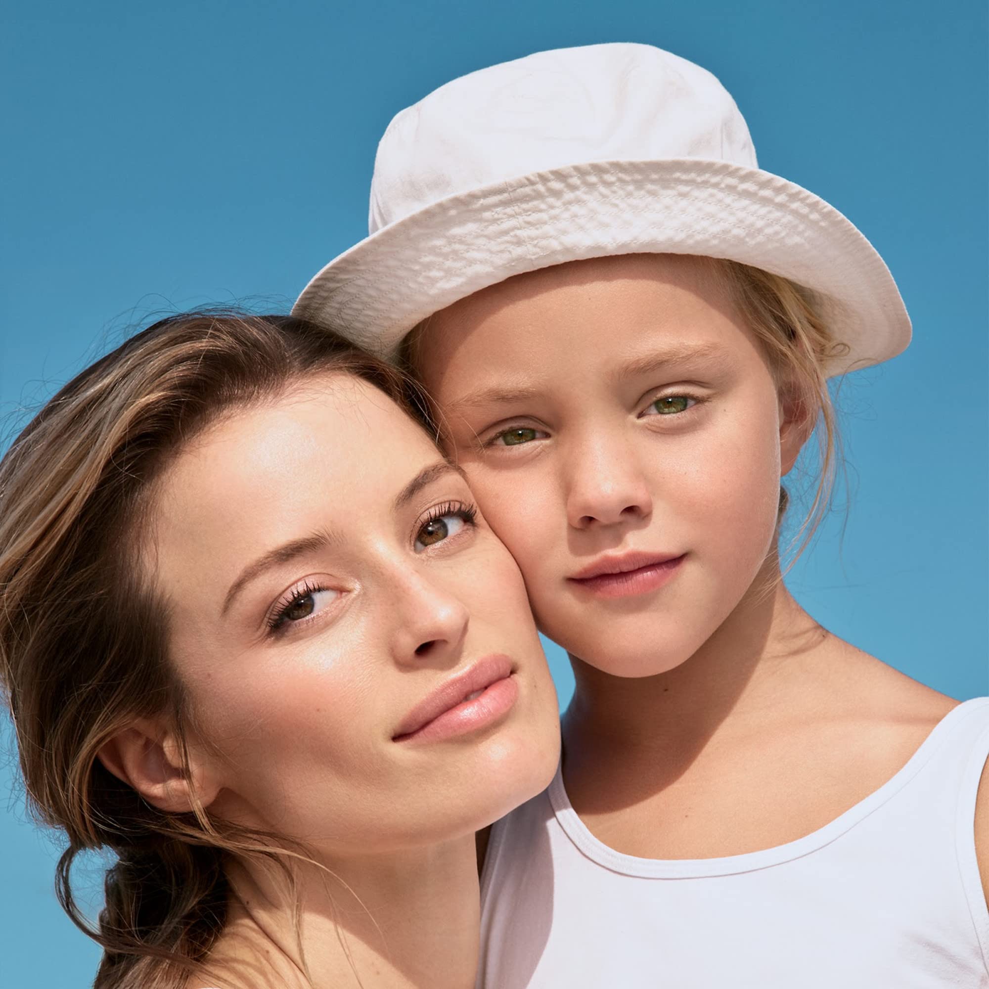Foto 3 | Protector Solar Garnier Ombrelle Complete Sensitive 60 Spf 200 Ml - Venta Internacional.