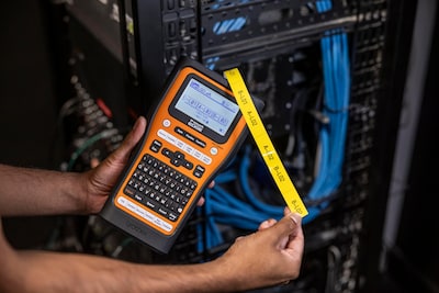 Foto 7 | Impresora De Etiquetas Industrial Brother Pt-e560btbp Con Bluetooth - Venta Internacional.