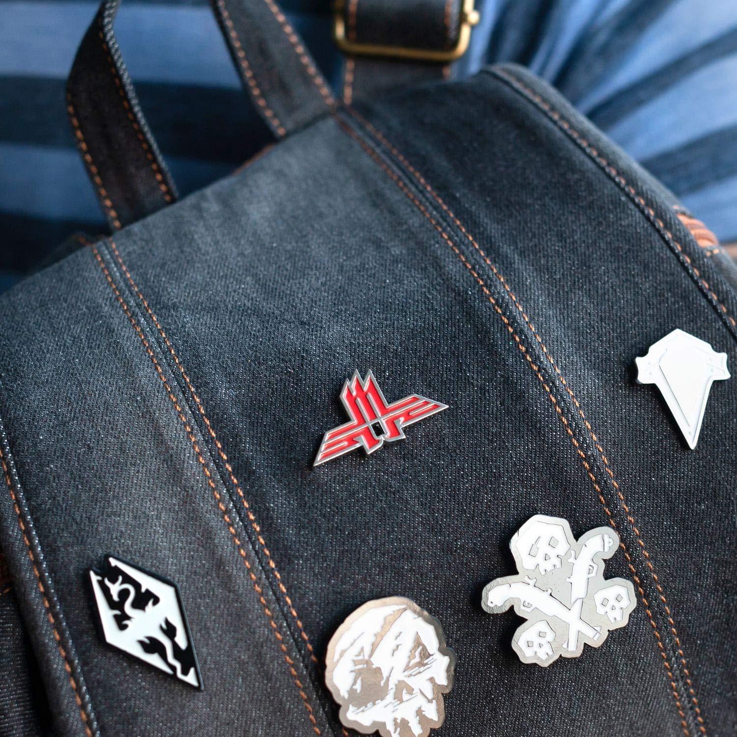 Foto 4 pulgar | Pin De Coleccionista Wolfenstein New Colossus De Metal Esmaltado - Venta Internacional.